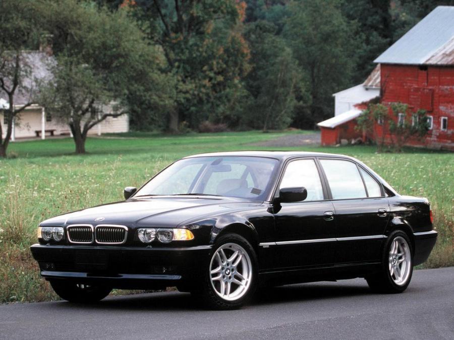  BMW 7-Series 1998 года  (US) (фото 6 из 7)